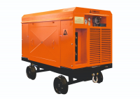 Станция компрессорная электрическая взрывозащищенная шахтная ЗИФ-ШВ 25/0,7 Т (660; 380 В, на скатах)